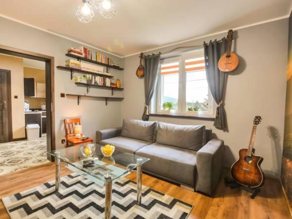Apartament Folkowy Wujek Pod Gromadzyniem Ustrzyki Dolne Bagian luar foto